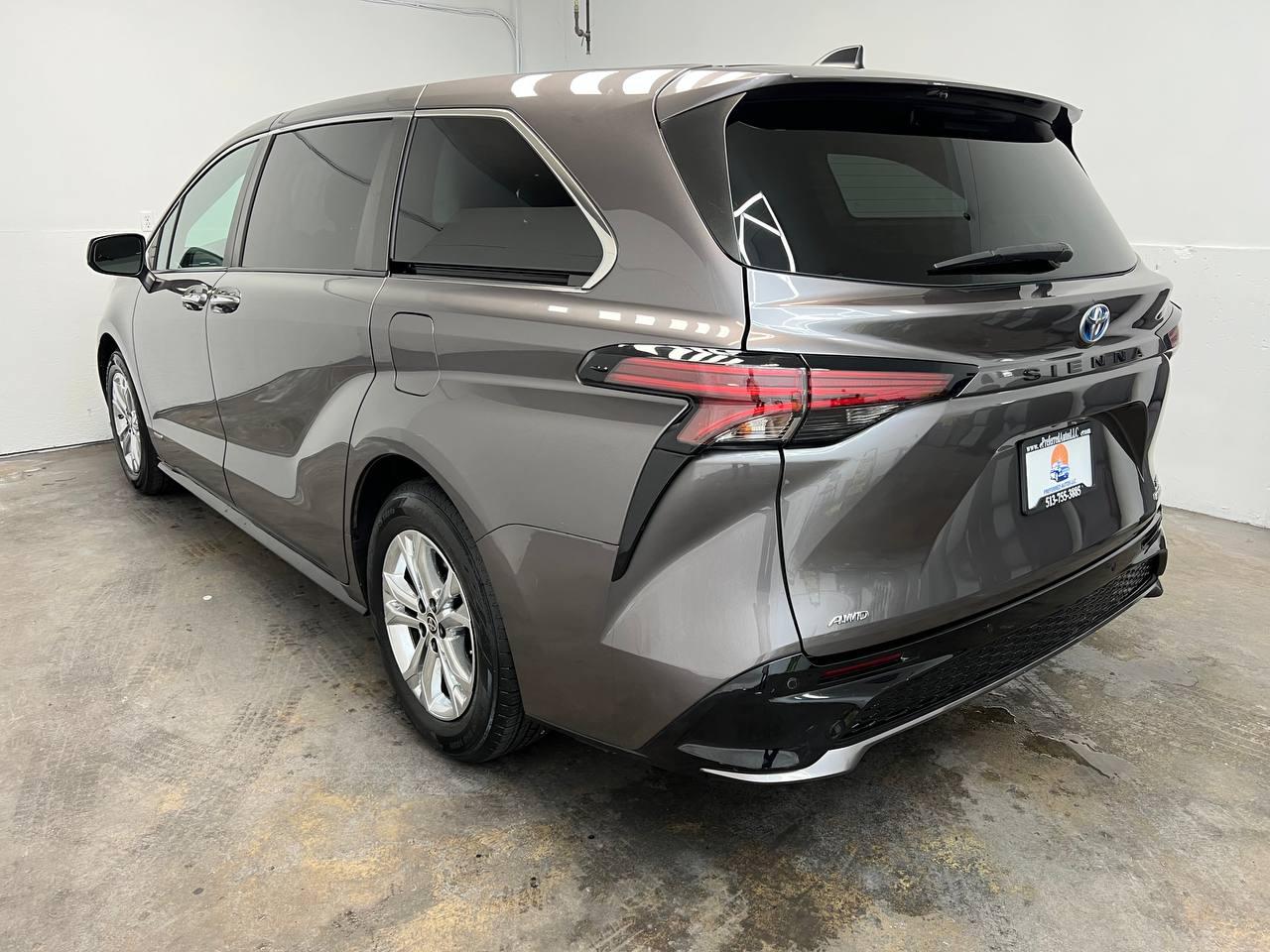 Toyota Sienna  2021