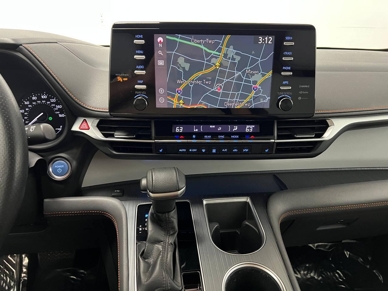 Toyota Sienna  2021