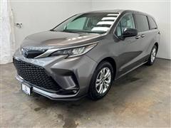 2021 Toyota Sienna 
