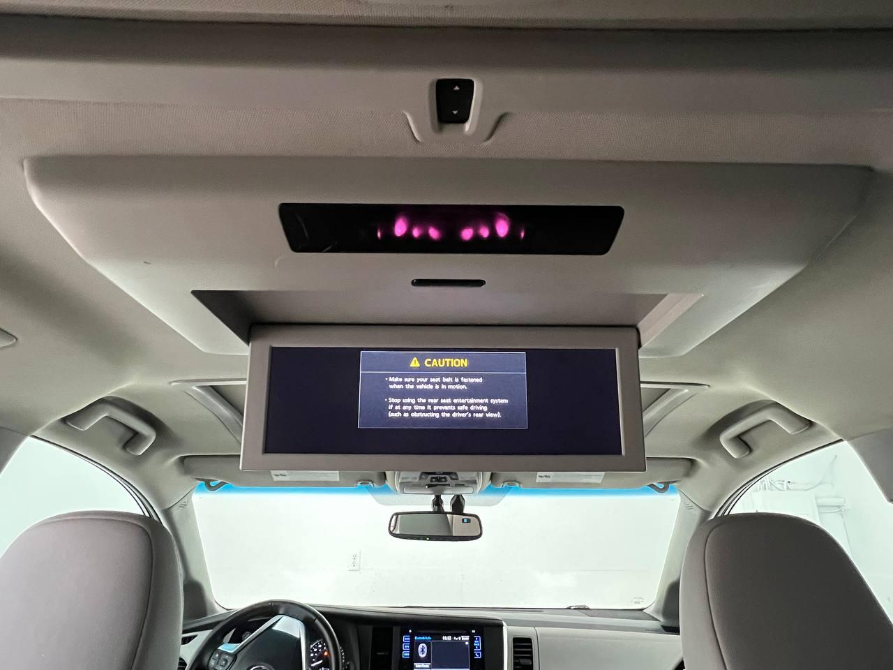 Toyota Sienna Limited Premium AWD 7-Passenger (Natl) 2017