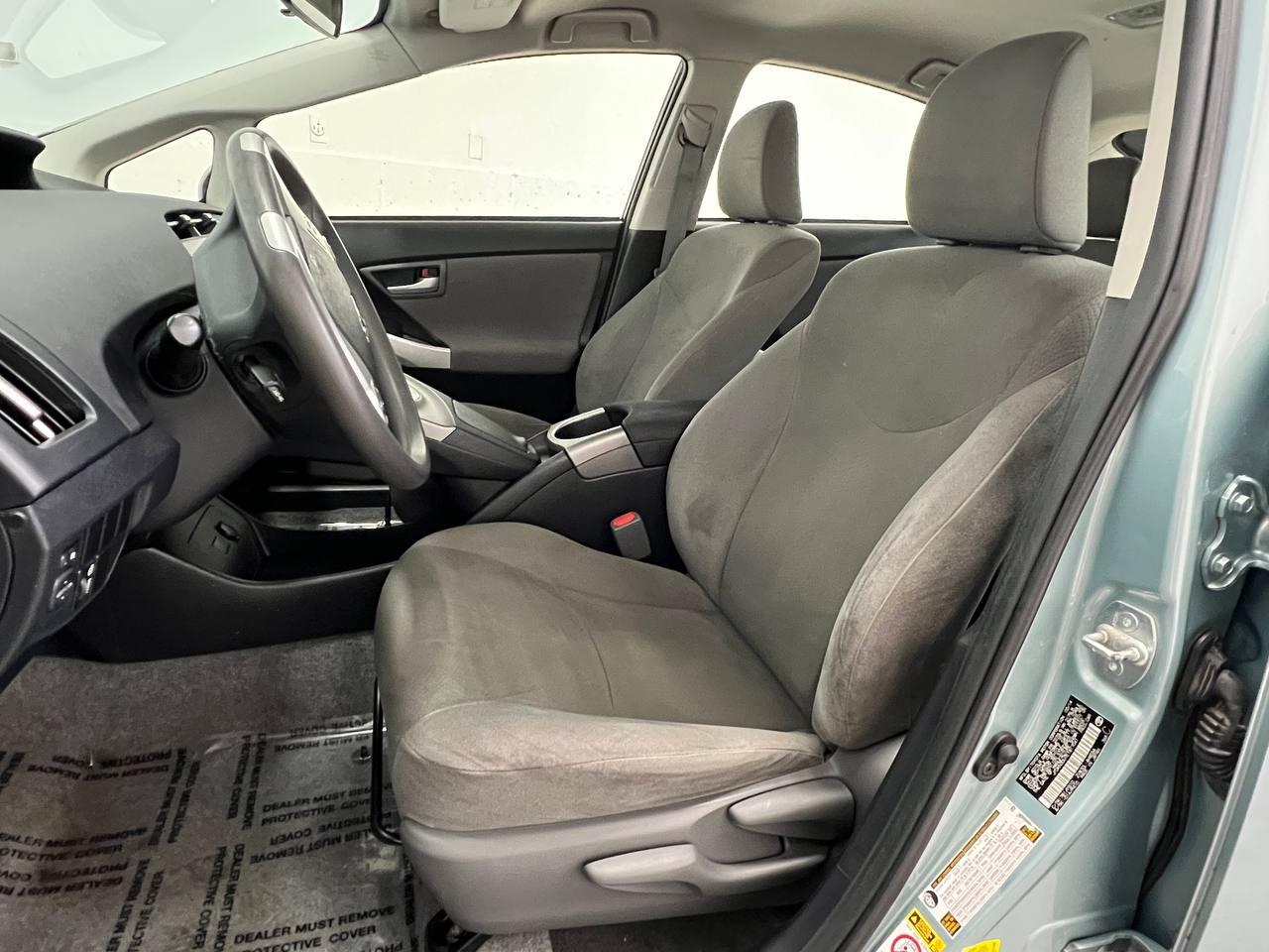 Toyota Prius Two 2014