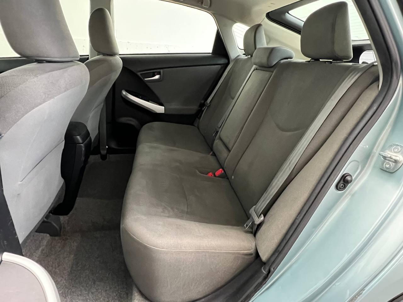 Toyota Prius Two 2014
