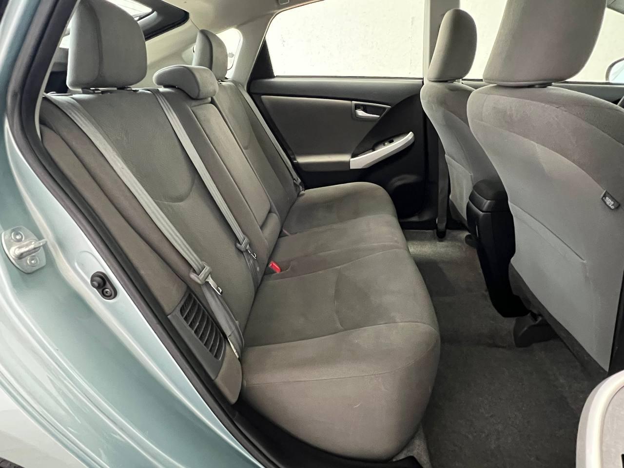 Toyota Prius Two 2014