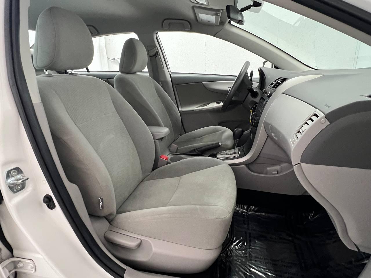 Toyota Corolla LE 2010