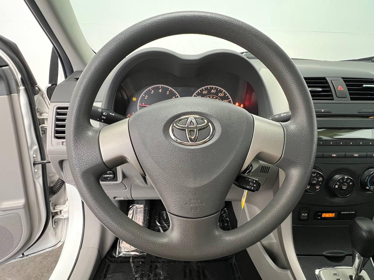 Toyota Corolla LE 2010