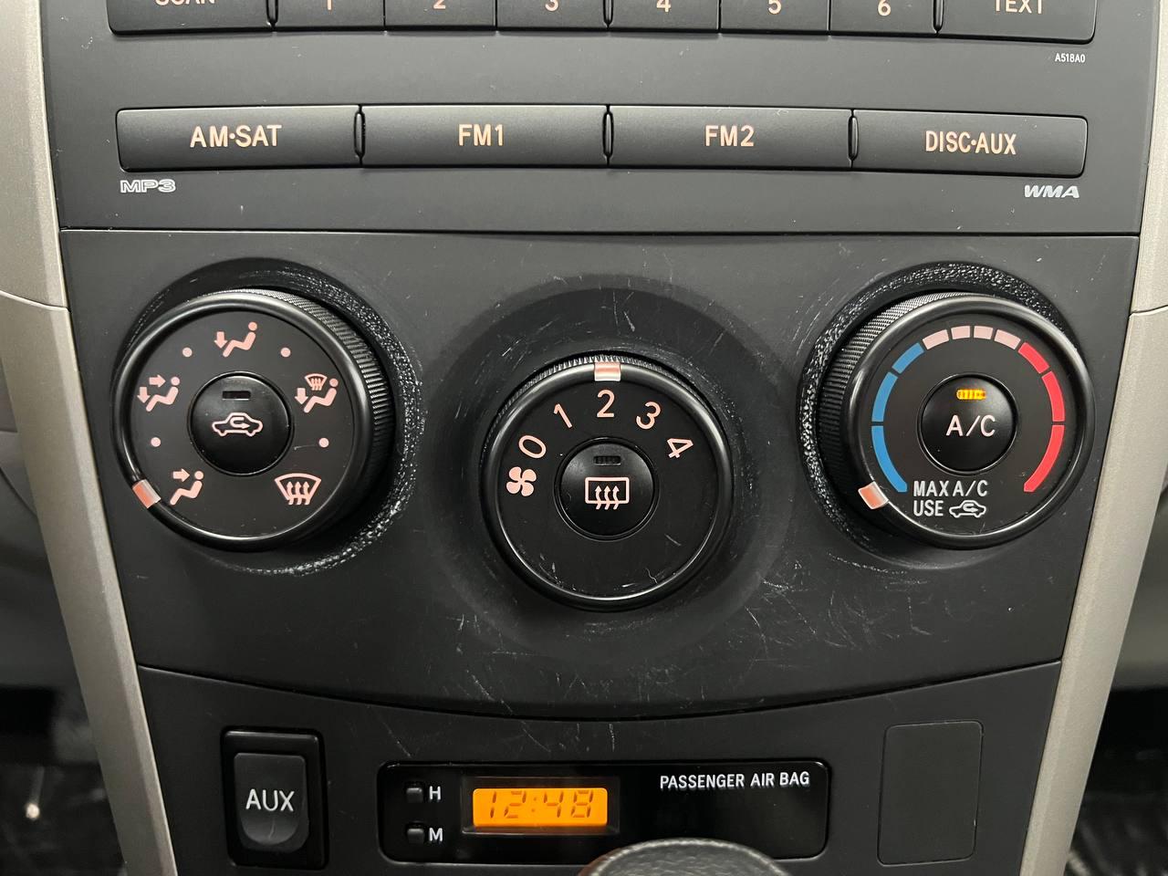 Toyota Corolla LE 2010