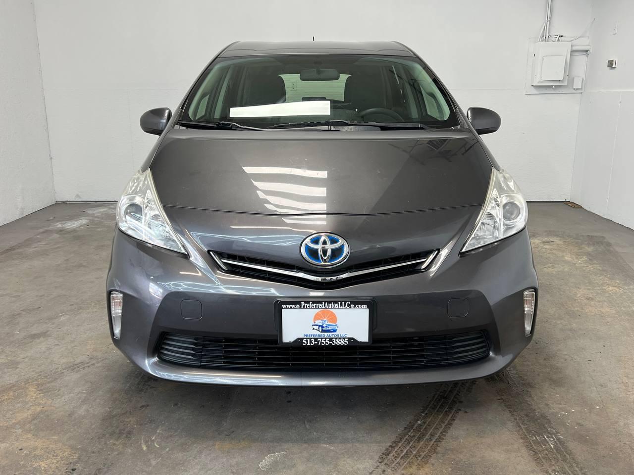 Toyota Prius V Three 2014