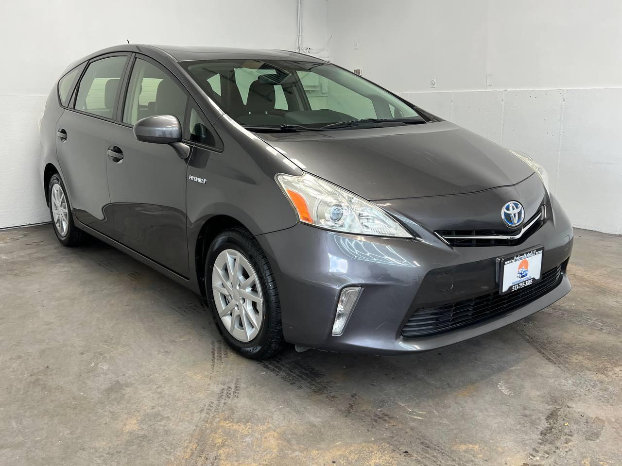 Toyota Prius V Three 2014