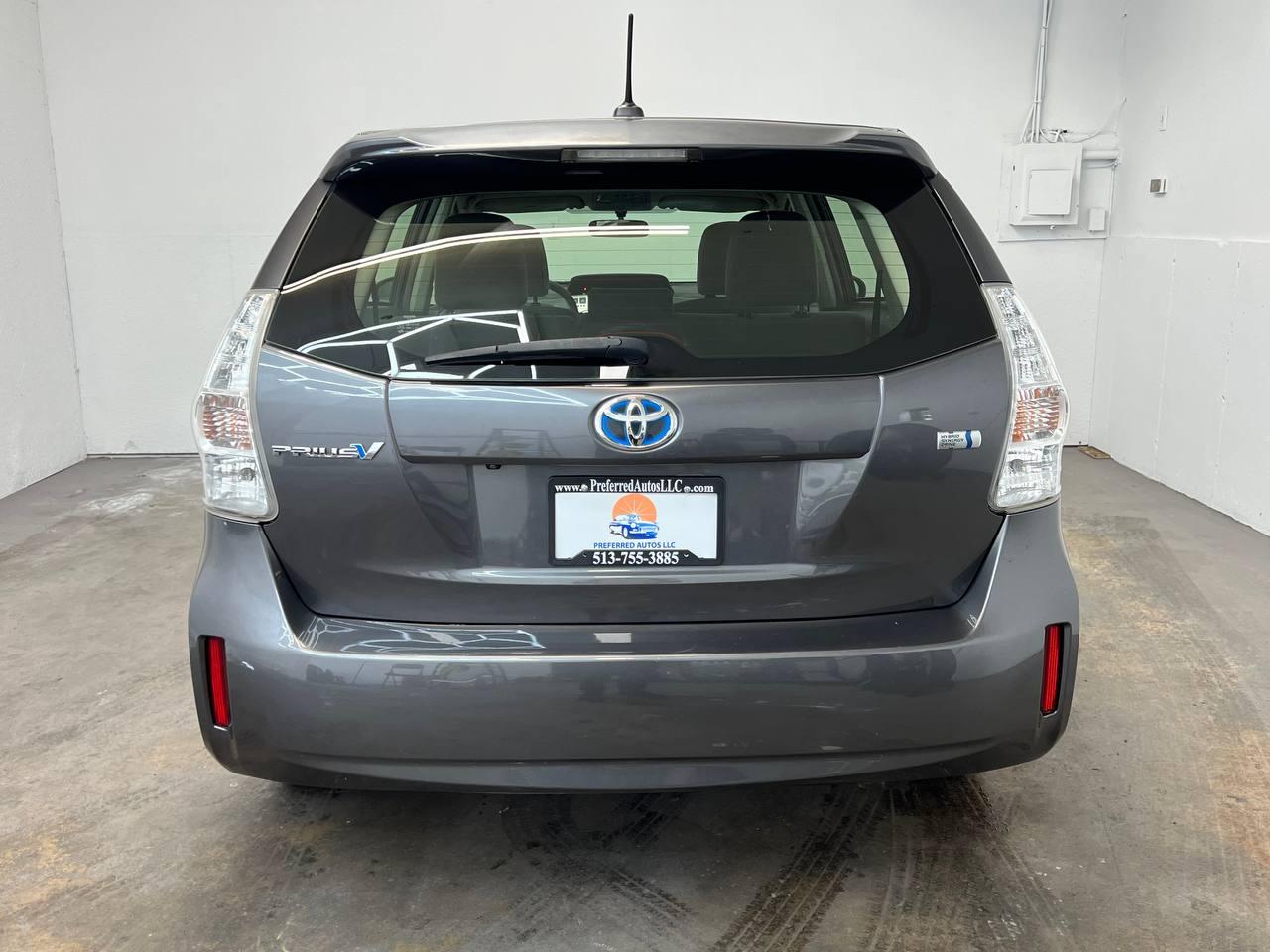 Toyota Prius V Three 2014