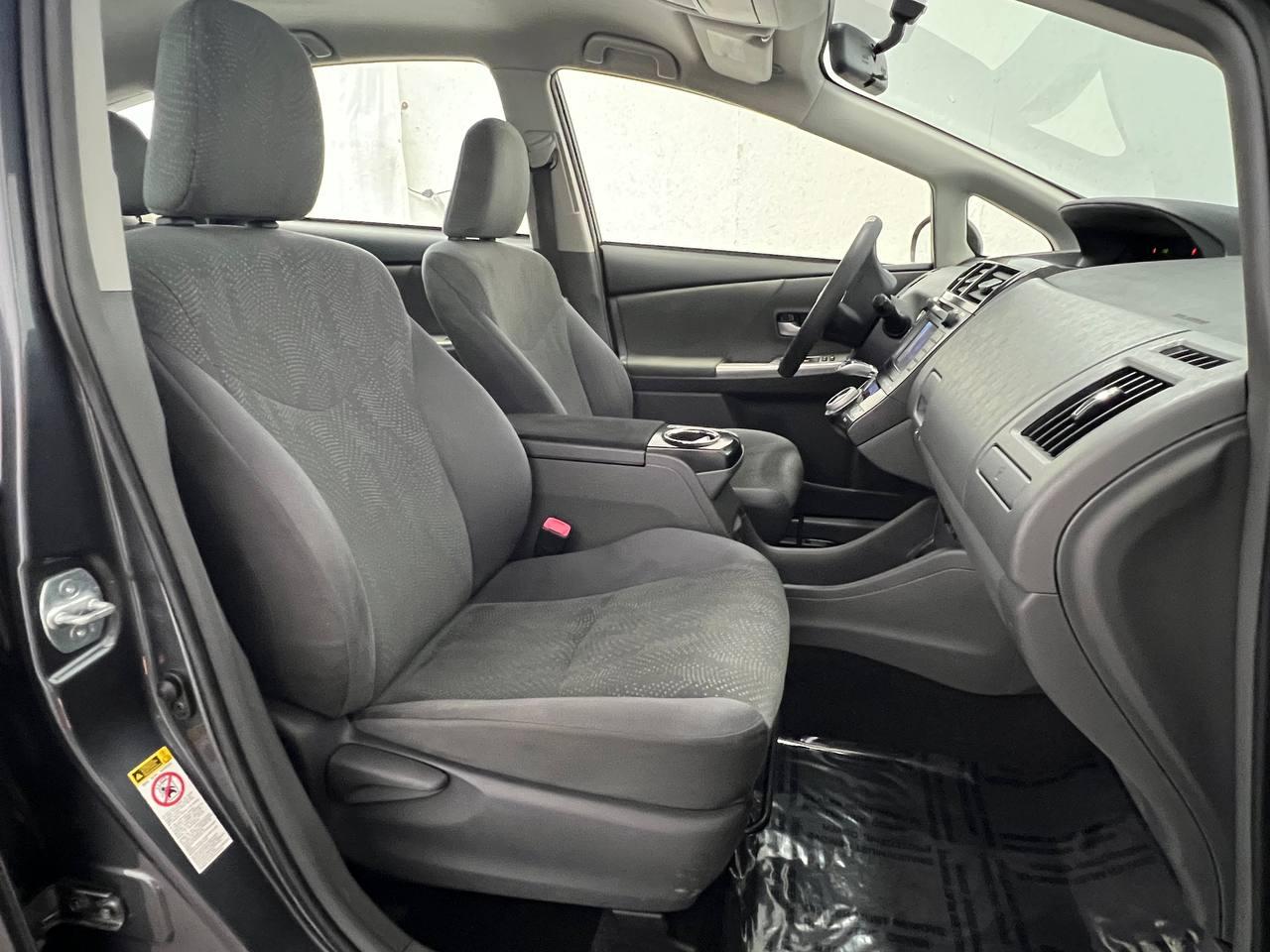 Toyota Prius V Three 2014