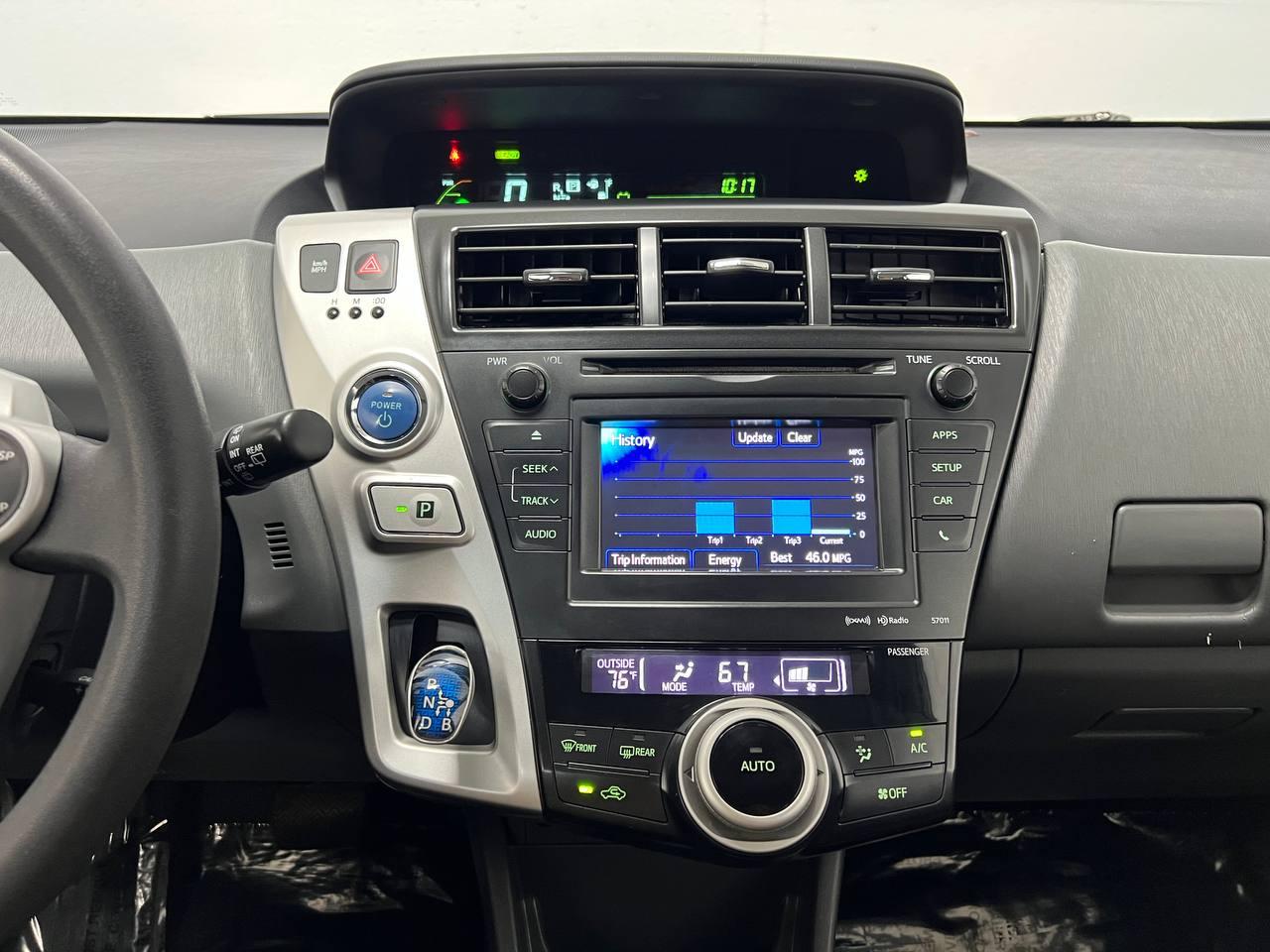 Toyota Prius V Three 2014
