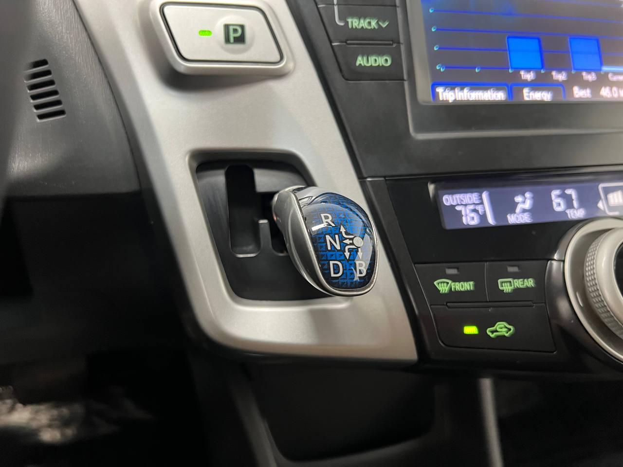 Toyota Prius V Three 2014