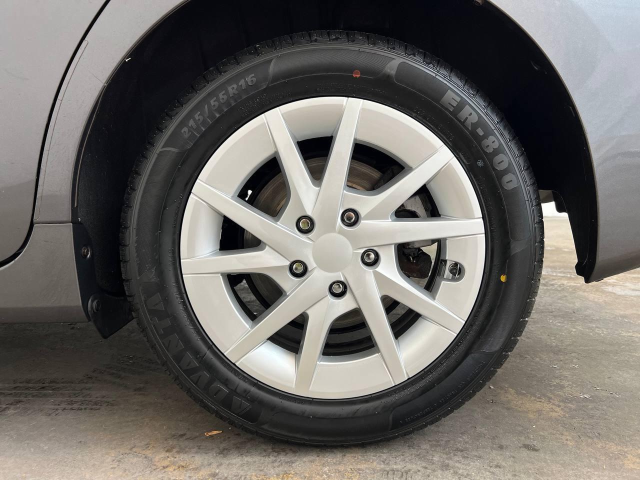 Toyota Prius V Three 2014