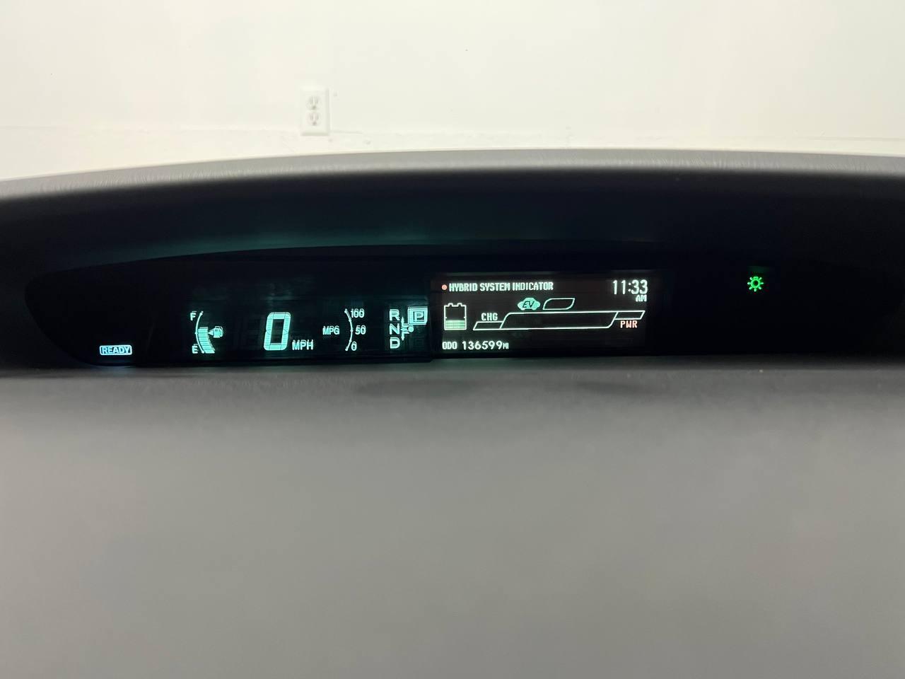 Toyota Prius Two 2012