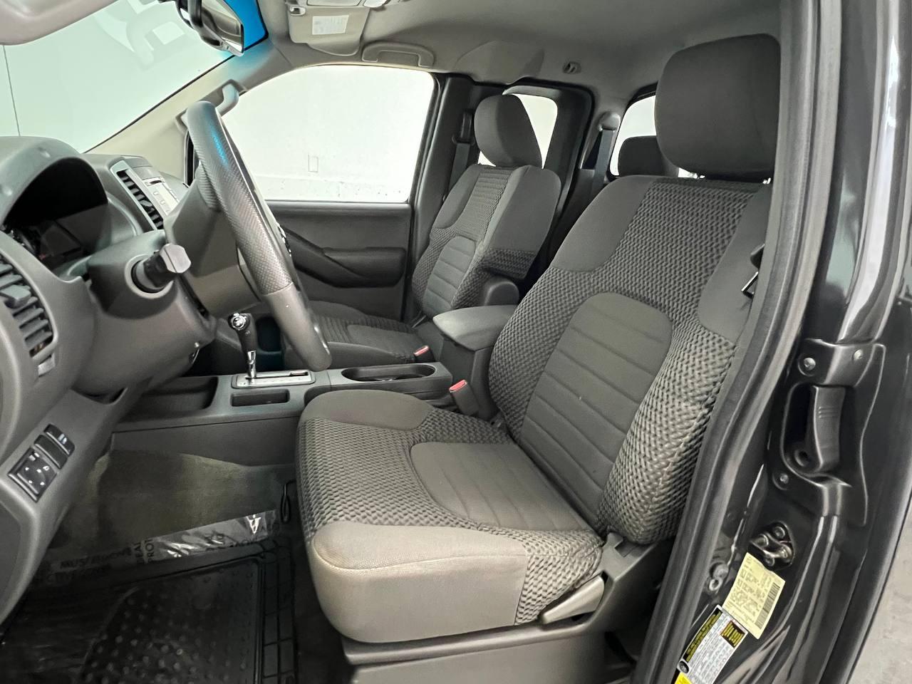 Nissan Frontier 2WD King Cab V6 Auto SV 2013