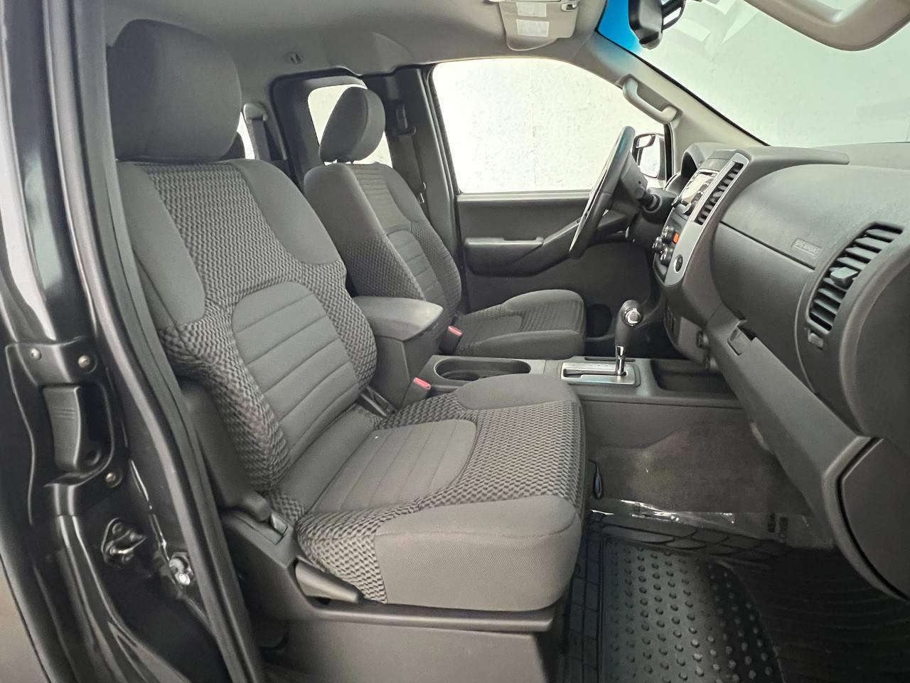 Nissan Frontier 2WD King Cab V6 Auto SV 2013