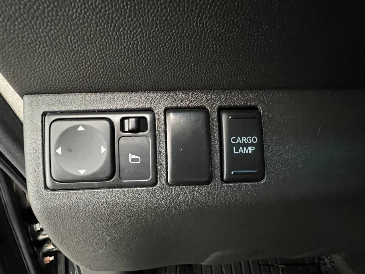 Nissan Frontier 2WD King Cab V6 Auto SV 2013