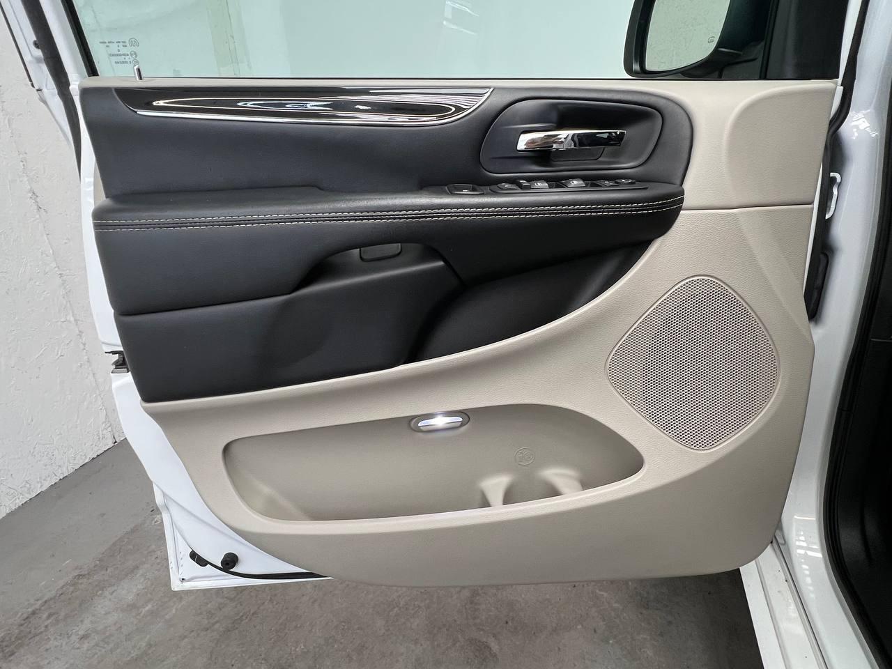 Dodge Grand Caravan SXT Wagon 2019