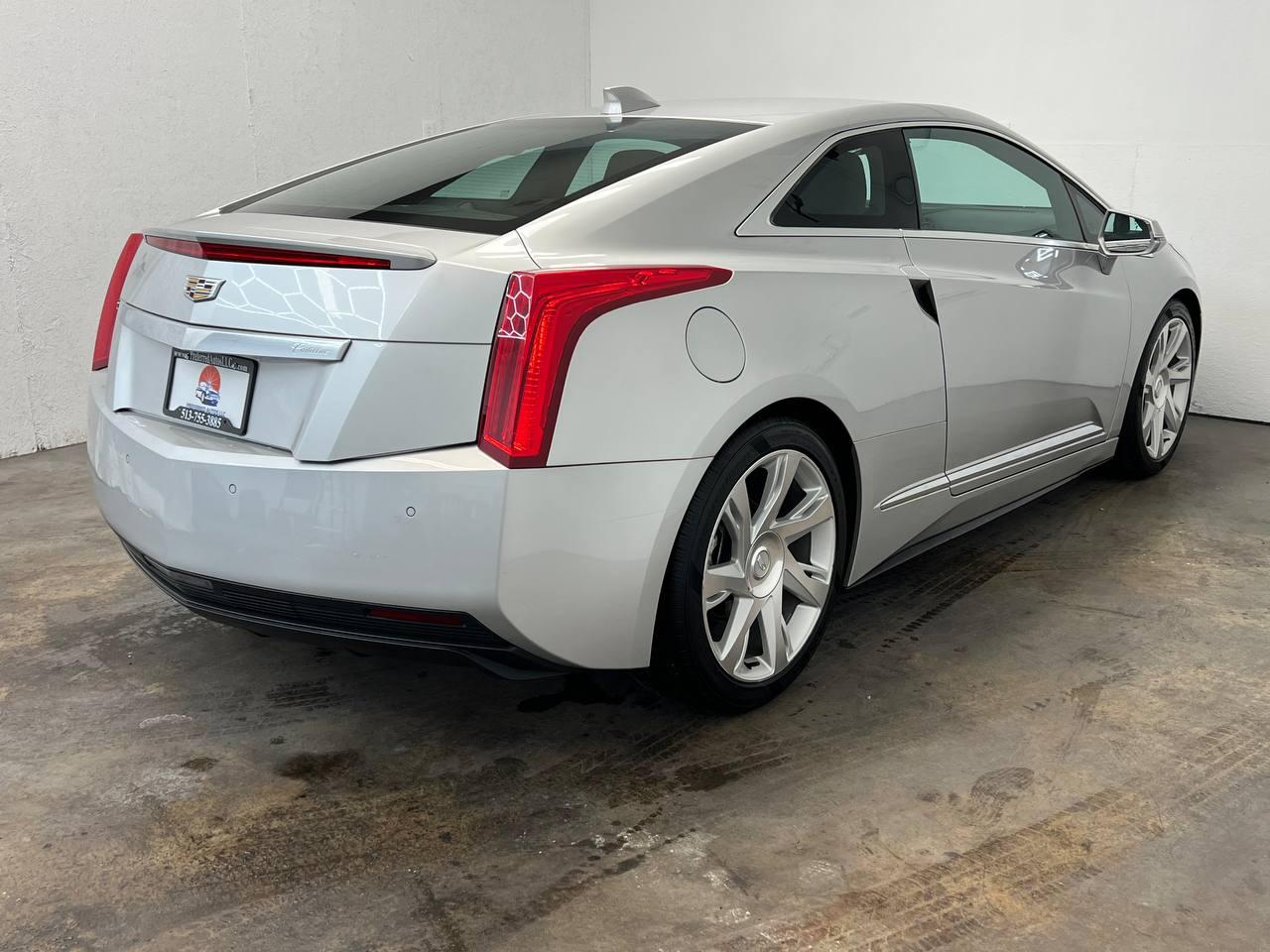 Cadillac ELR 2dr Cpe 2016