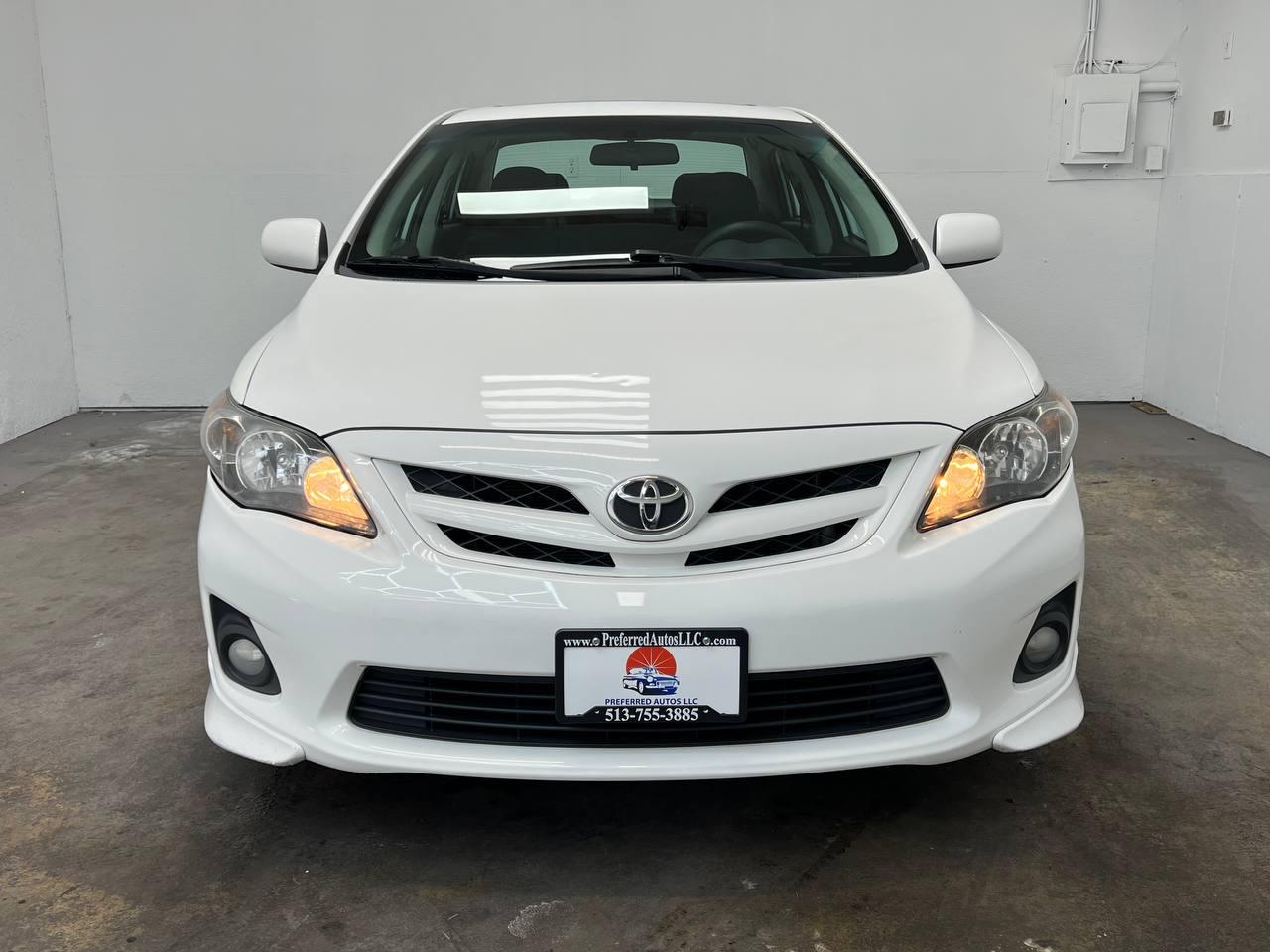 Toyota Corolla S 2011