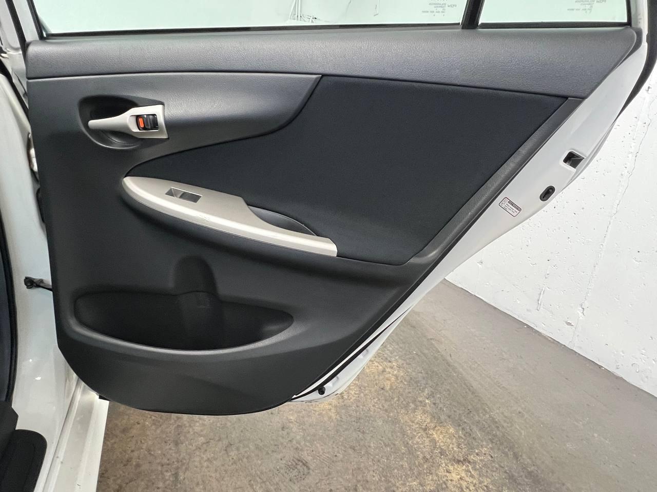 Toyota Corolla S 2011