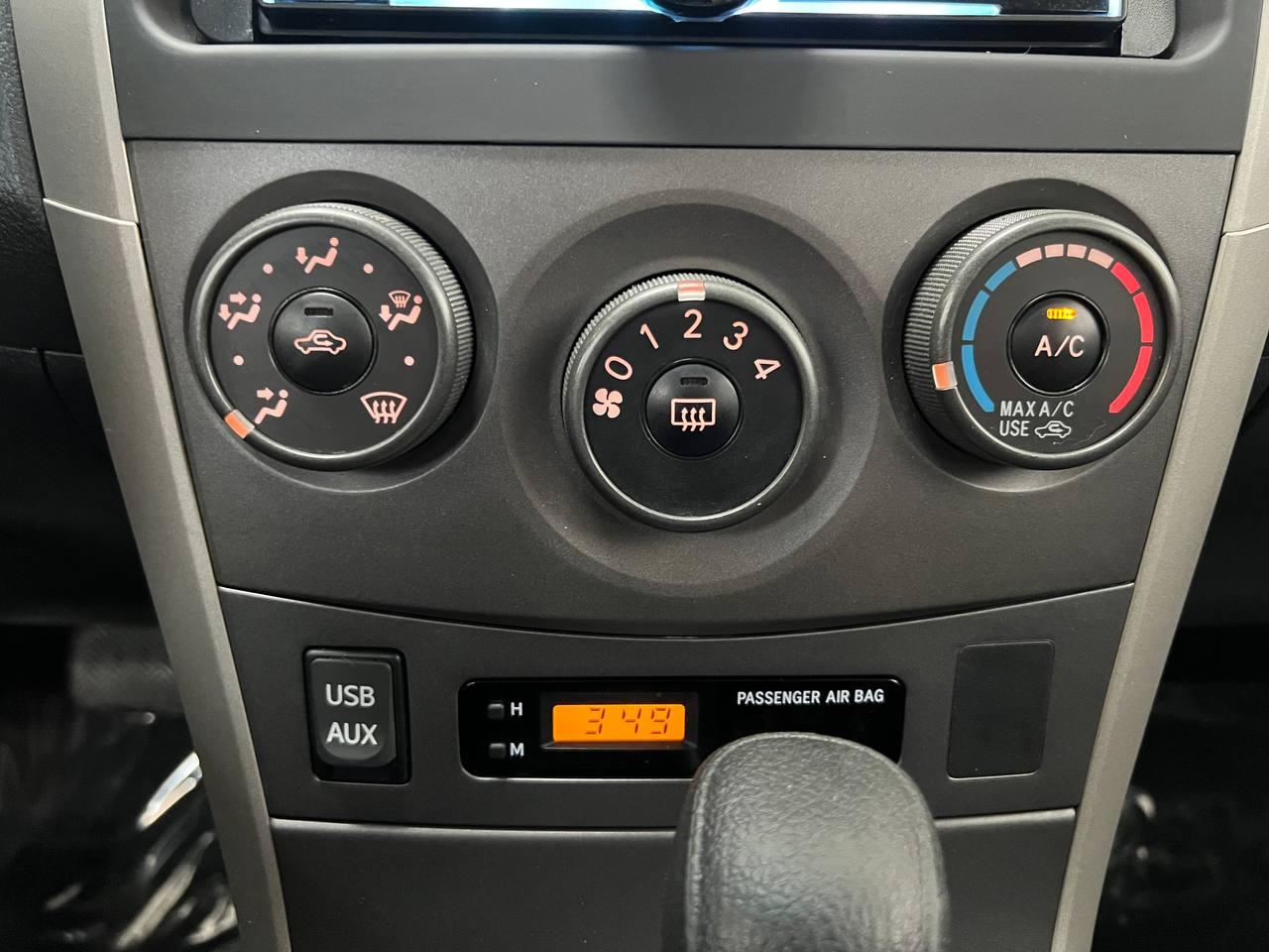 Toyota Corolla S 2011