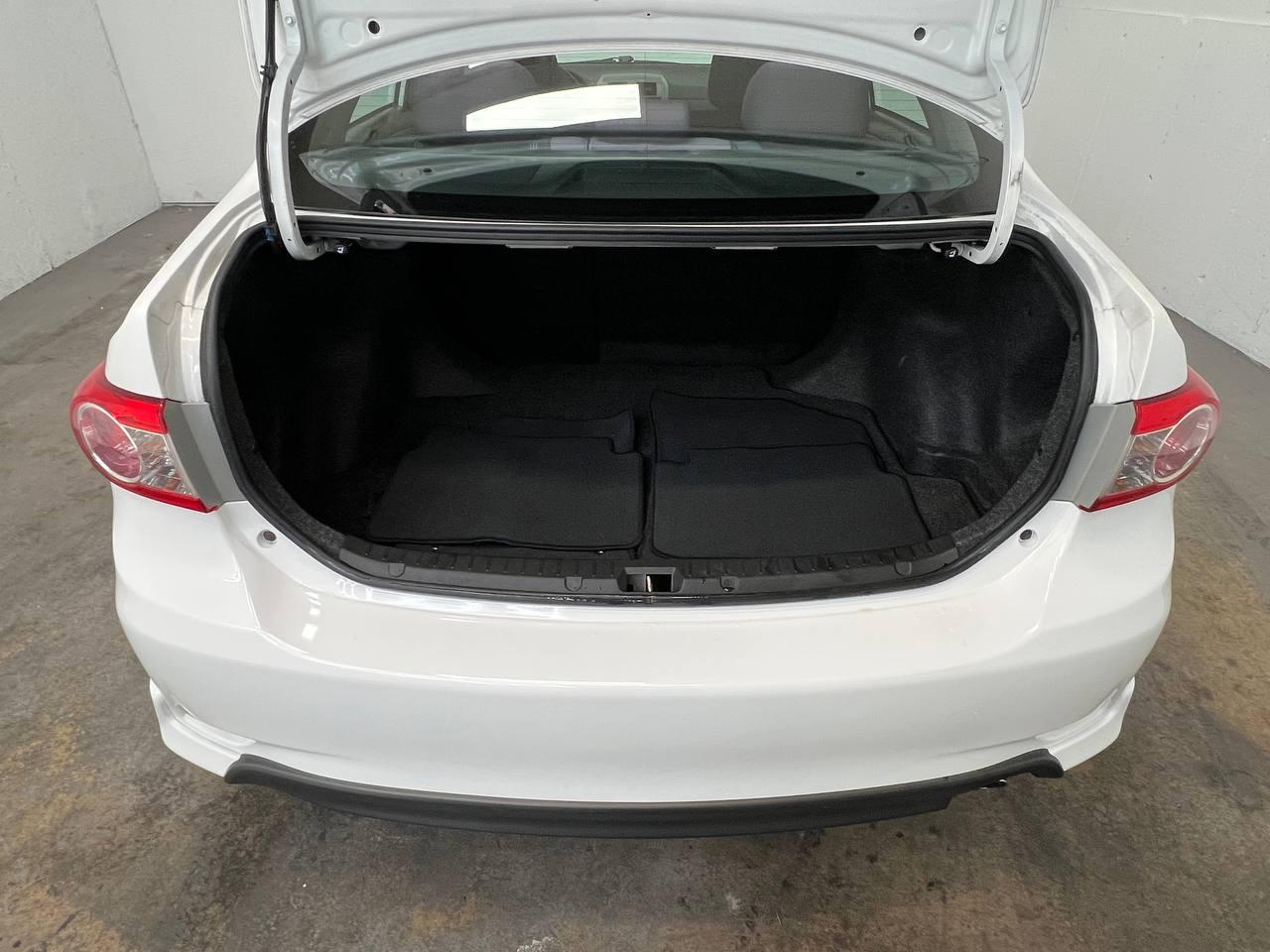 Toyota Corolla S 2011