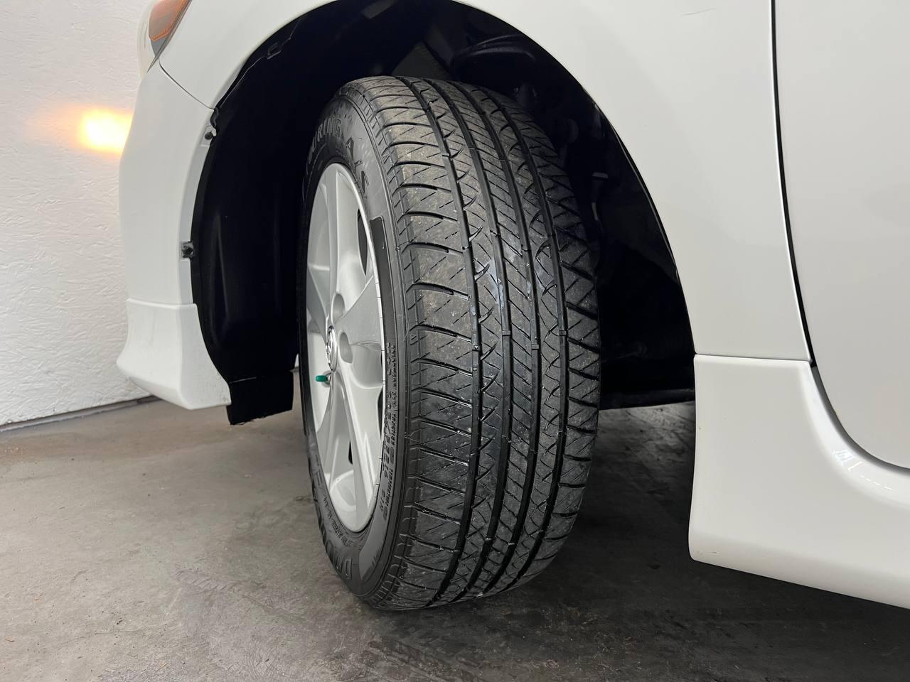 Toyota Corolla S 2011