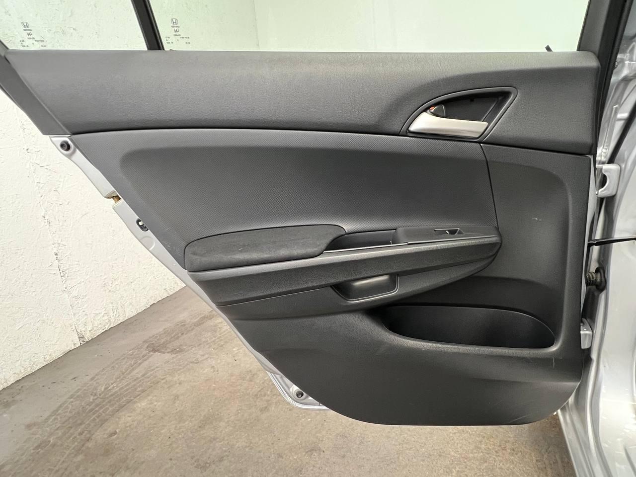 Honda Accord Sdn SE Auto 2012