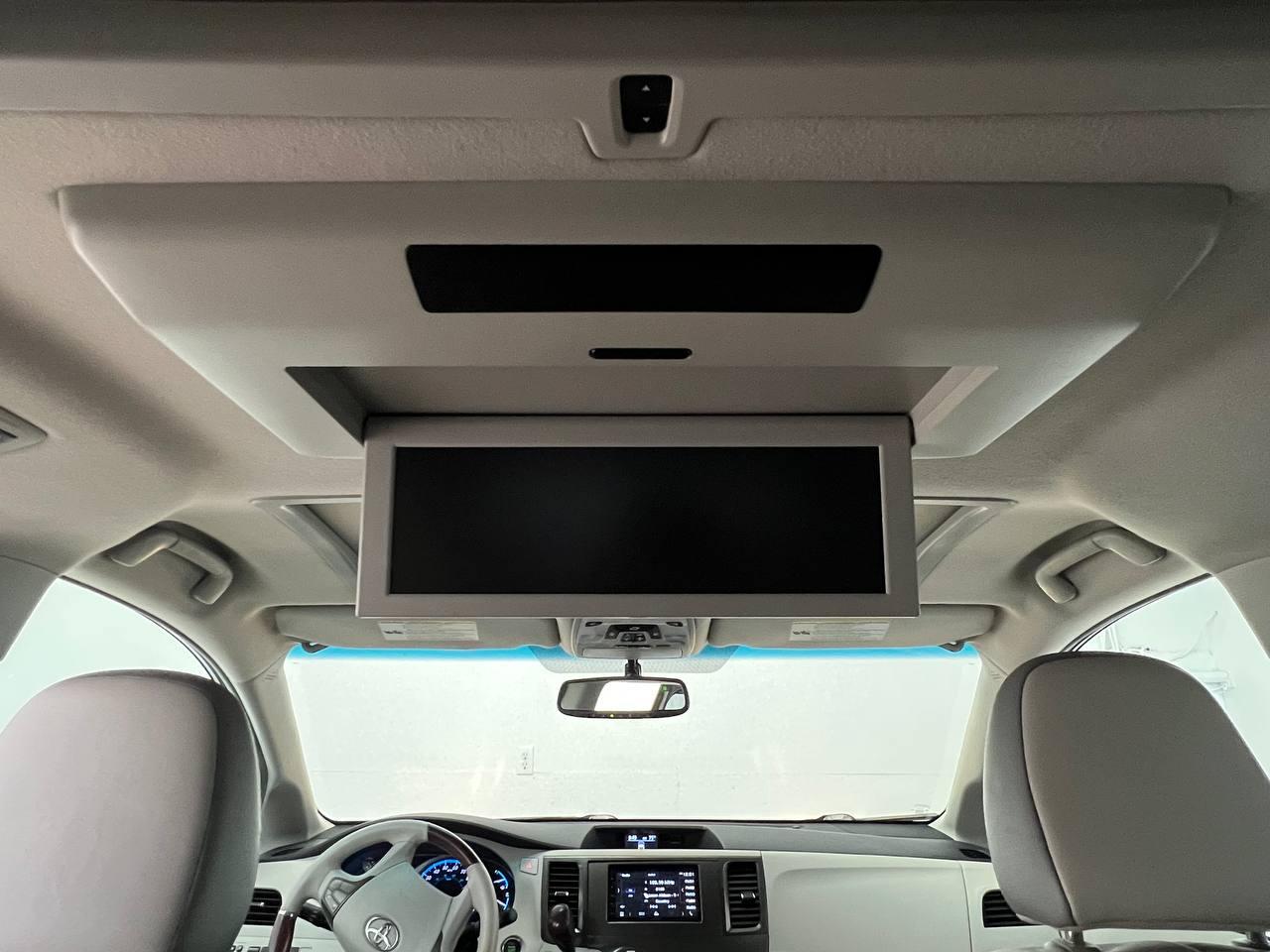 Toyota Sienna Limited 7-Passenger AWD 2013