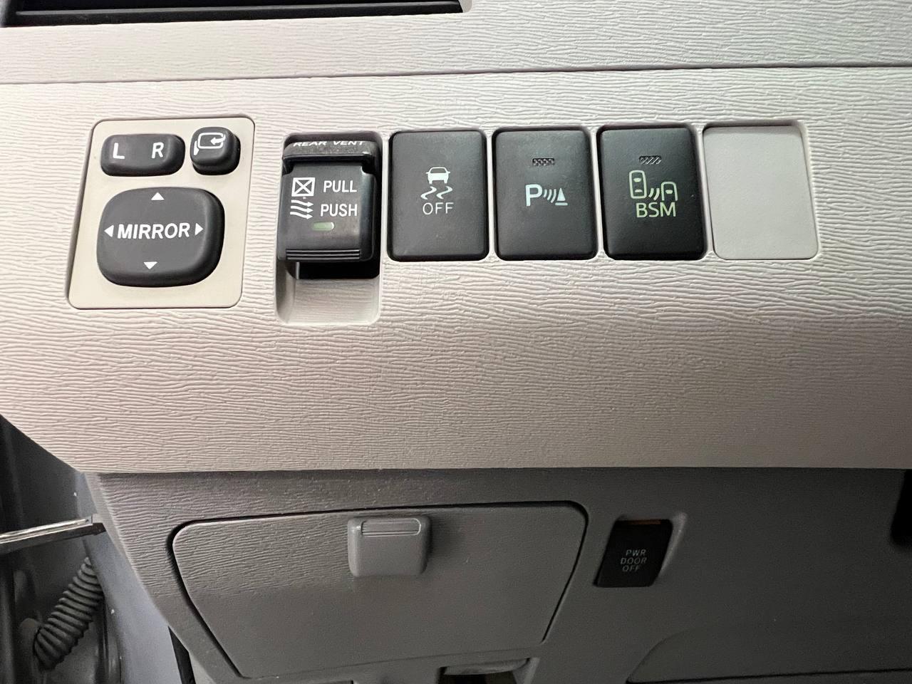 Toyota Sienna Limited 7-Passenger AWD 2013