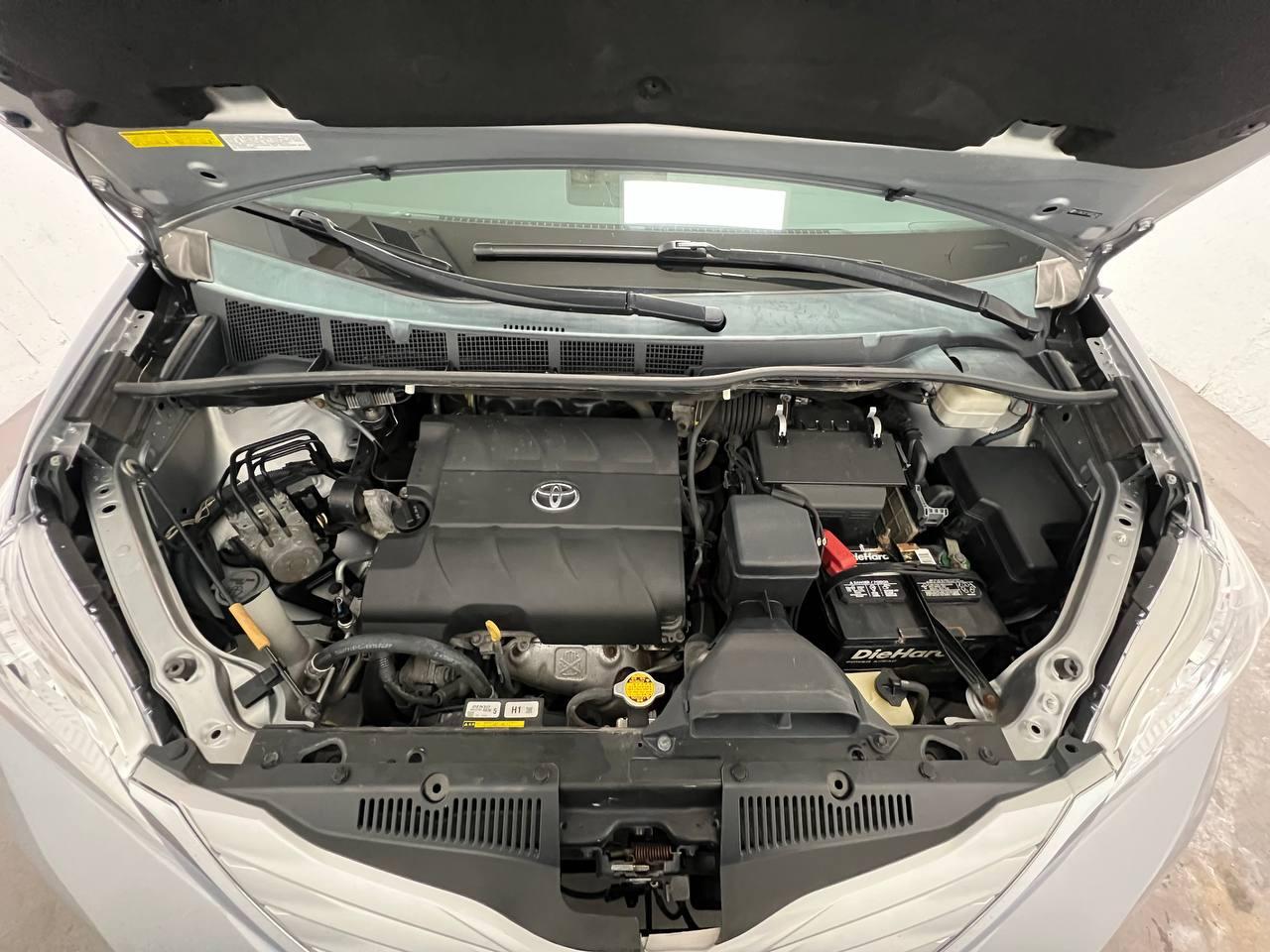 Toyota Sienna Limited 7-Passenger AWD 2013