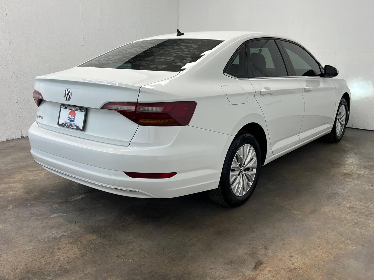 Volkswagen Jetta R-Line Auto w/ULEV 2019