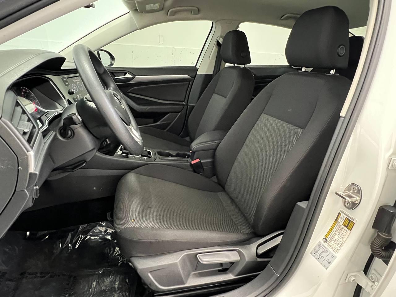 Volkswagen Jetta R-Line Auto w/ULEV 2019