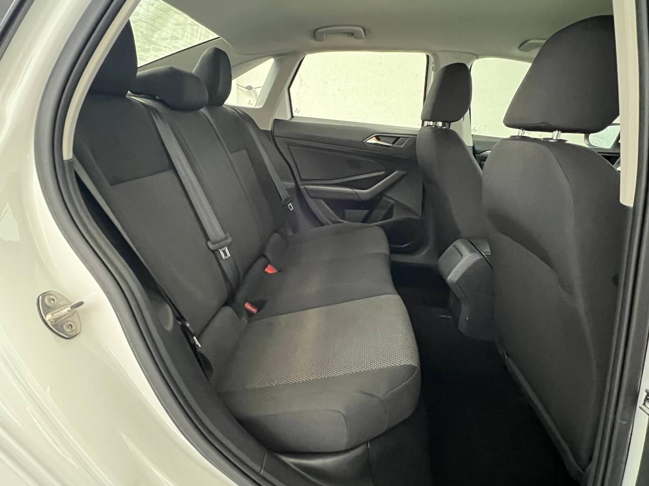 Volkswagen Jetta R-Line Auto w/ULEV 2019