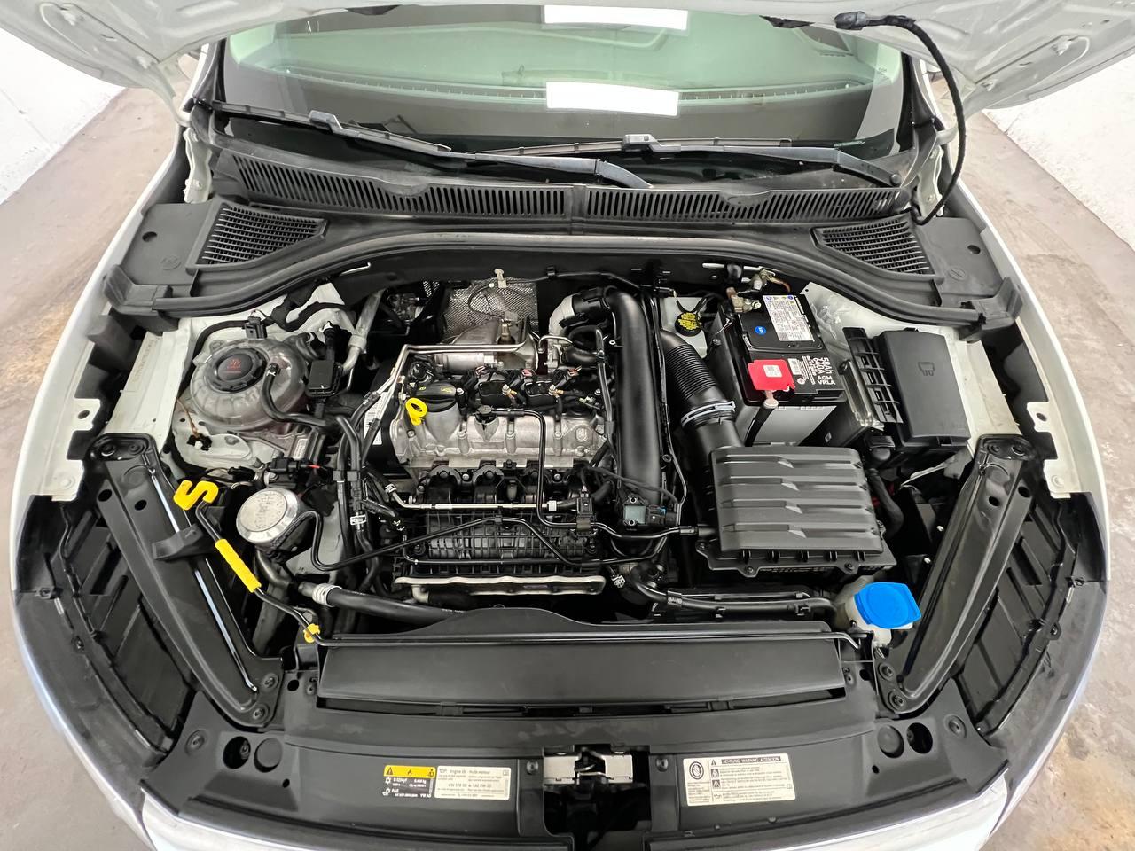 Volkswagen Jetta R-Line Auto w/ULEV 2019