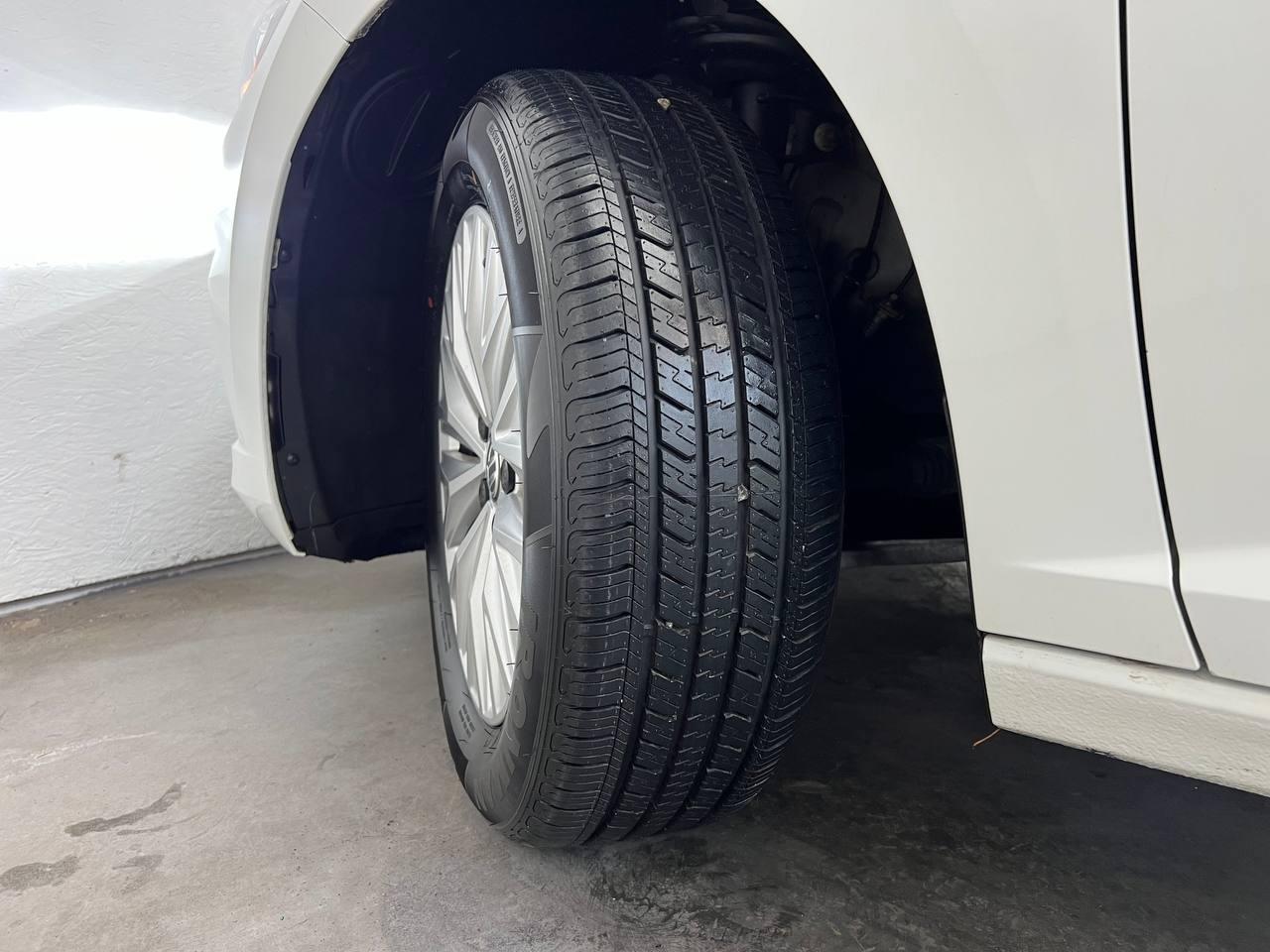 Volkswagen Jetta R-Line Auto w/ULEV 2019