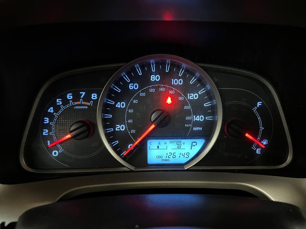 Toyota RAV4 LE AWD 2015