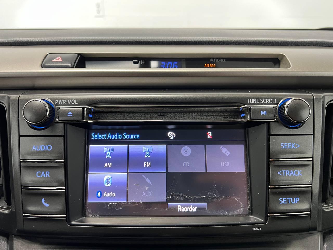 Toyota RAV4 LE AWD 2015