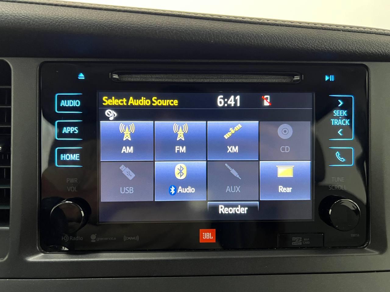 Toyota Sienna  2017
