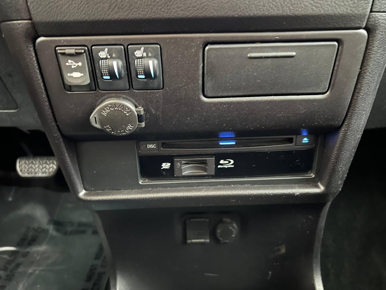 Toyota Sienna  2017