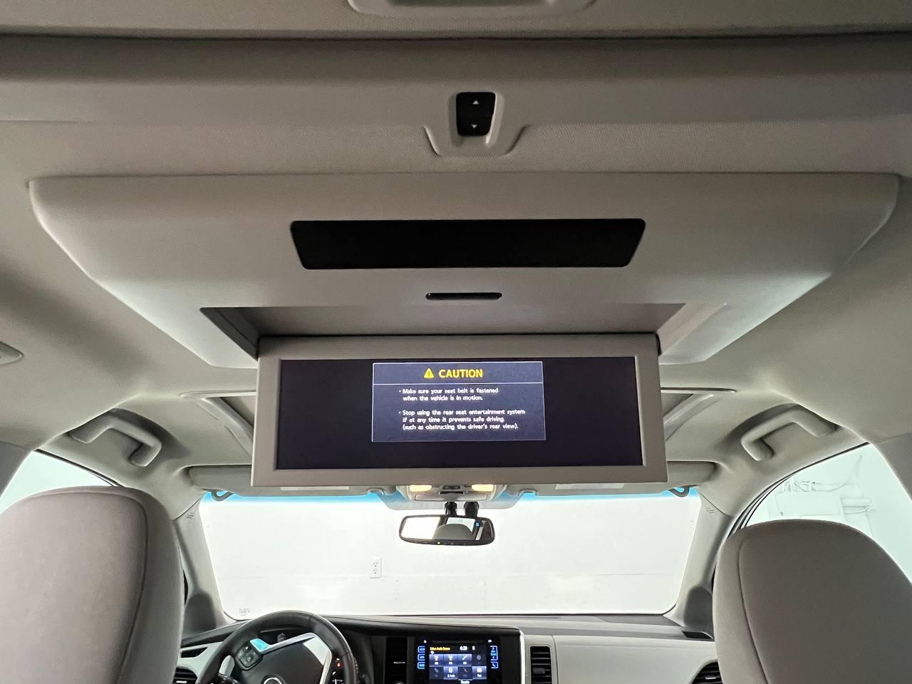 Toyota Sienna  2017