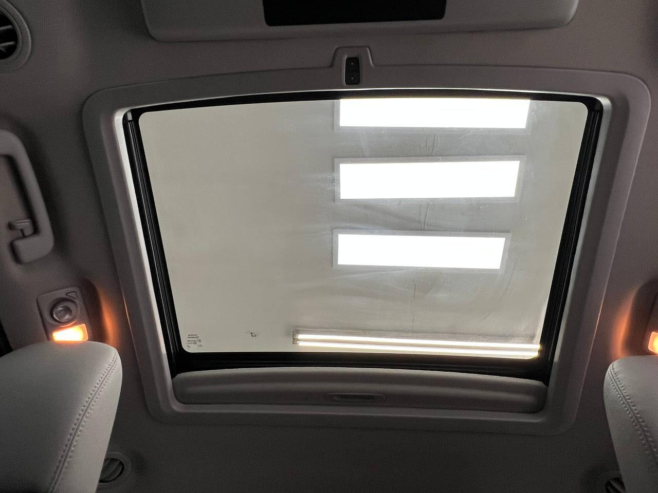 Toyota Sienna  2017