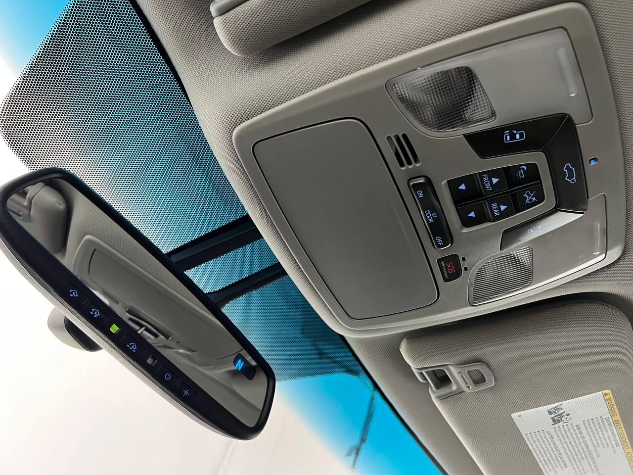 Toyota Sienna  2017