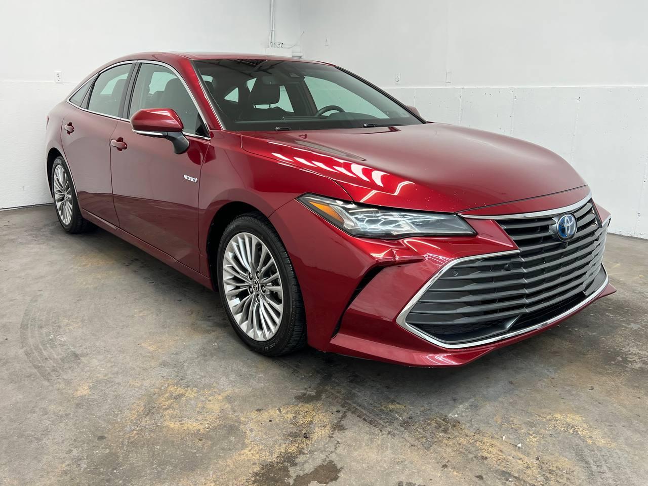 Toyota Avalon Hybrid Limited 2021