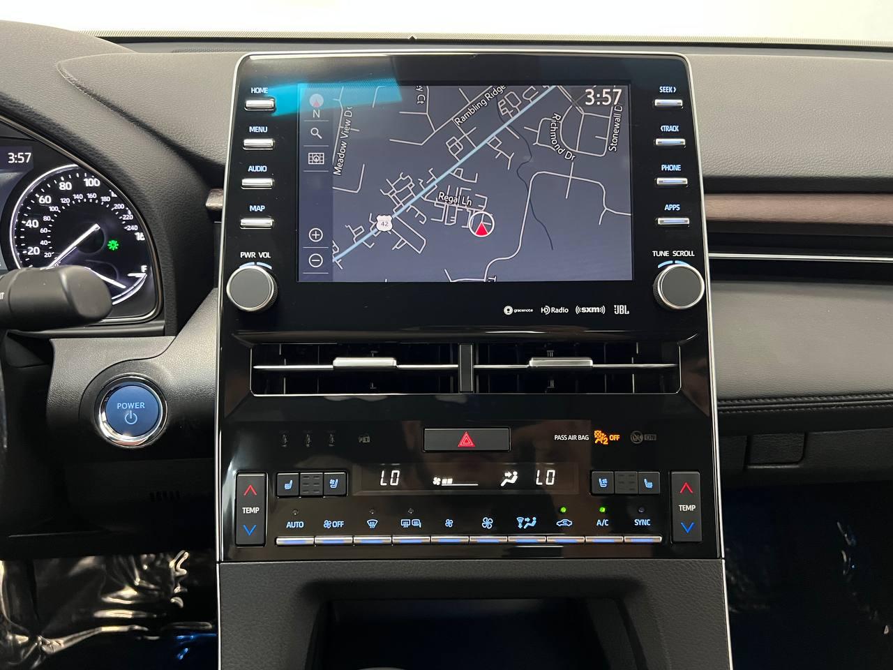 Toyota Avalon Hybrid Limited 2021