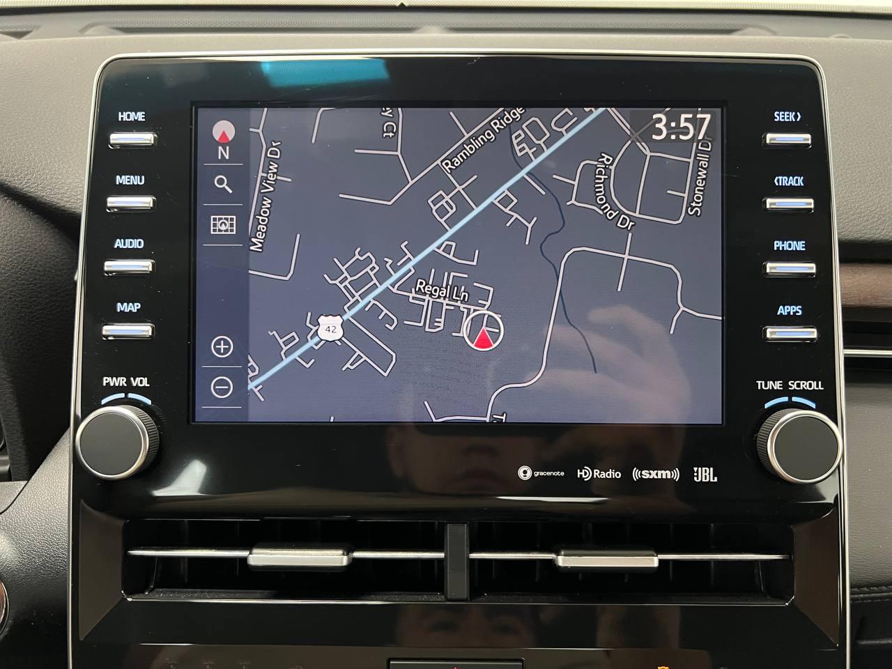 Toyota Avalon Hybrid Limited 2021
