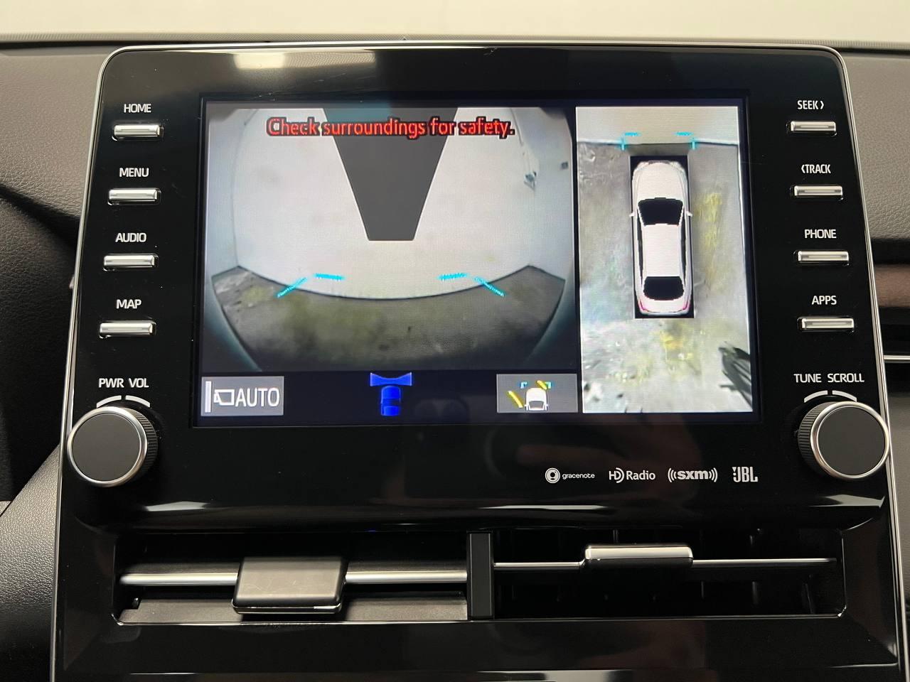 Toyota Avalon Hybrid Limited 2021