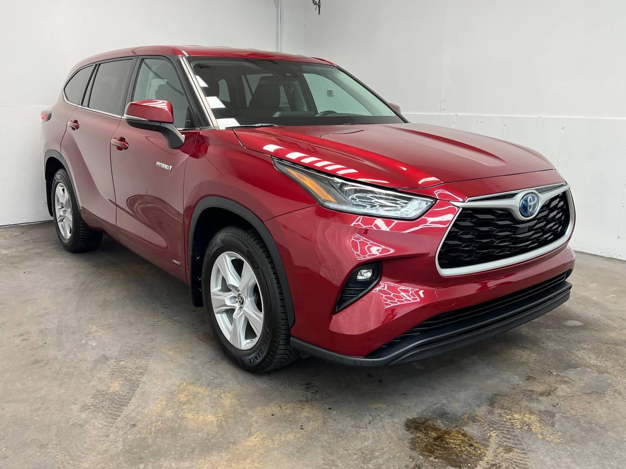 Toyota Highlander Hybrid  2021