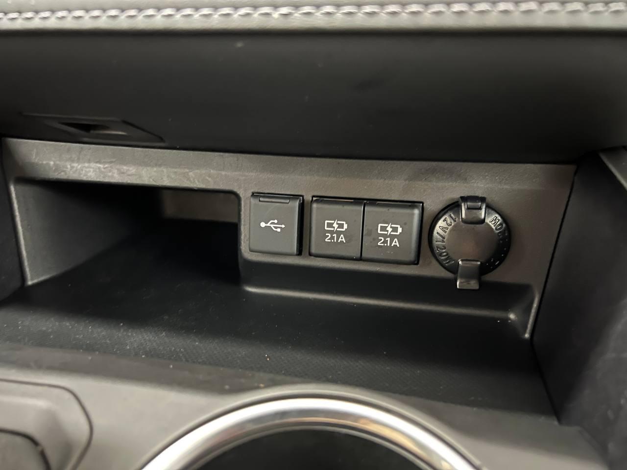 Toyota Highlander Hybrid  2021